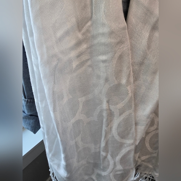 DISNEY PARKS EXCLUSIVE SCARF LOT SET OF 2 BROWN & WHITE MICKEY MOUSE WOMEN OS - Picture 6 of 13